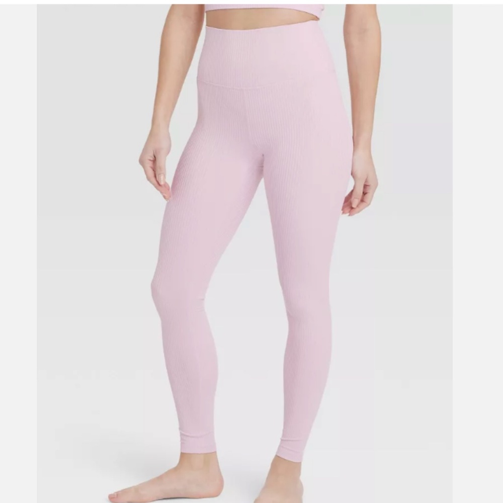 NWT All In Motion Women's Ultra High-Rise Rib Leggings Light Pink